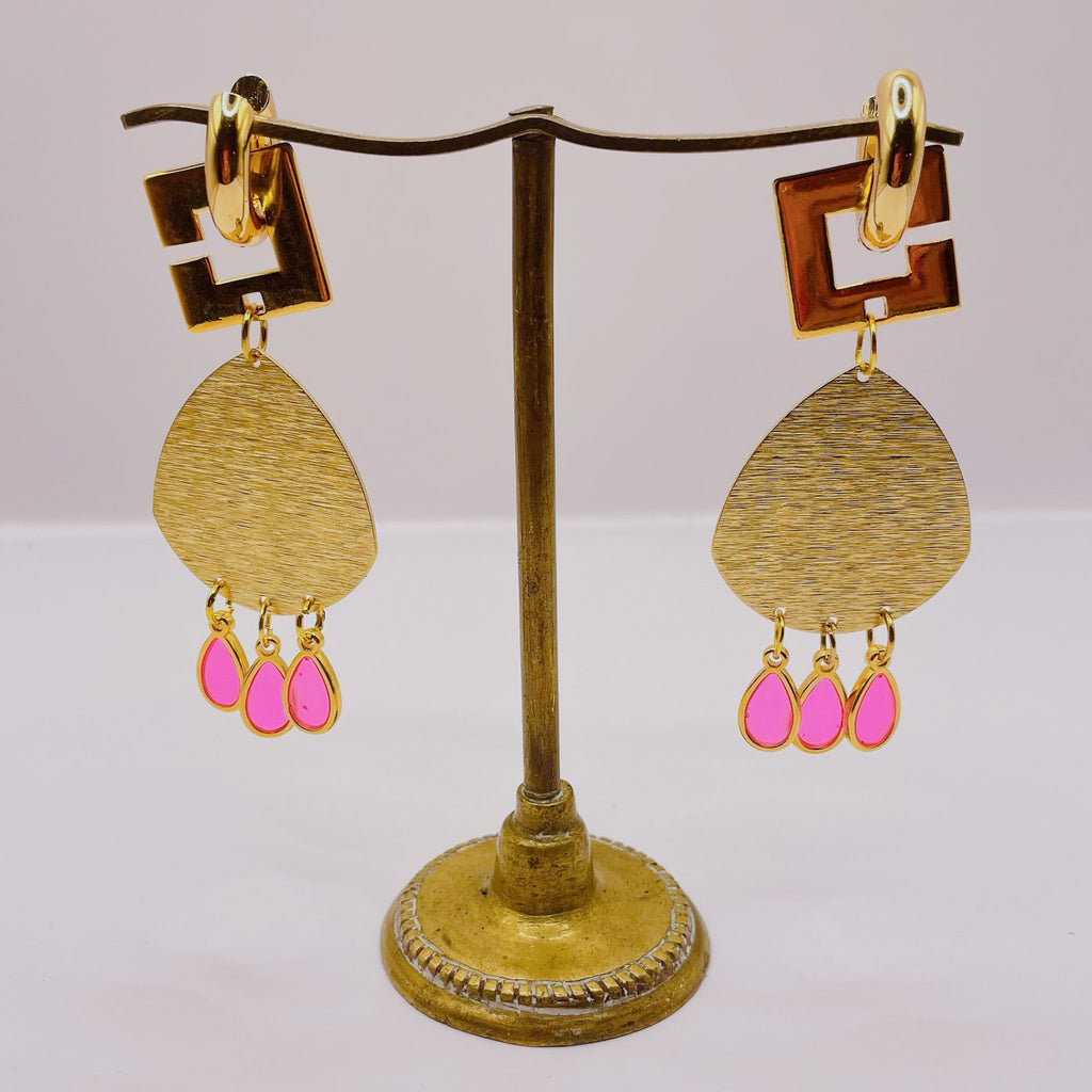 Boucles dorées gouttes pendantes et cristaux colorés x CANOPÉE DORÉE
