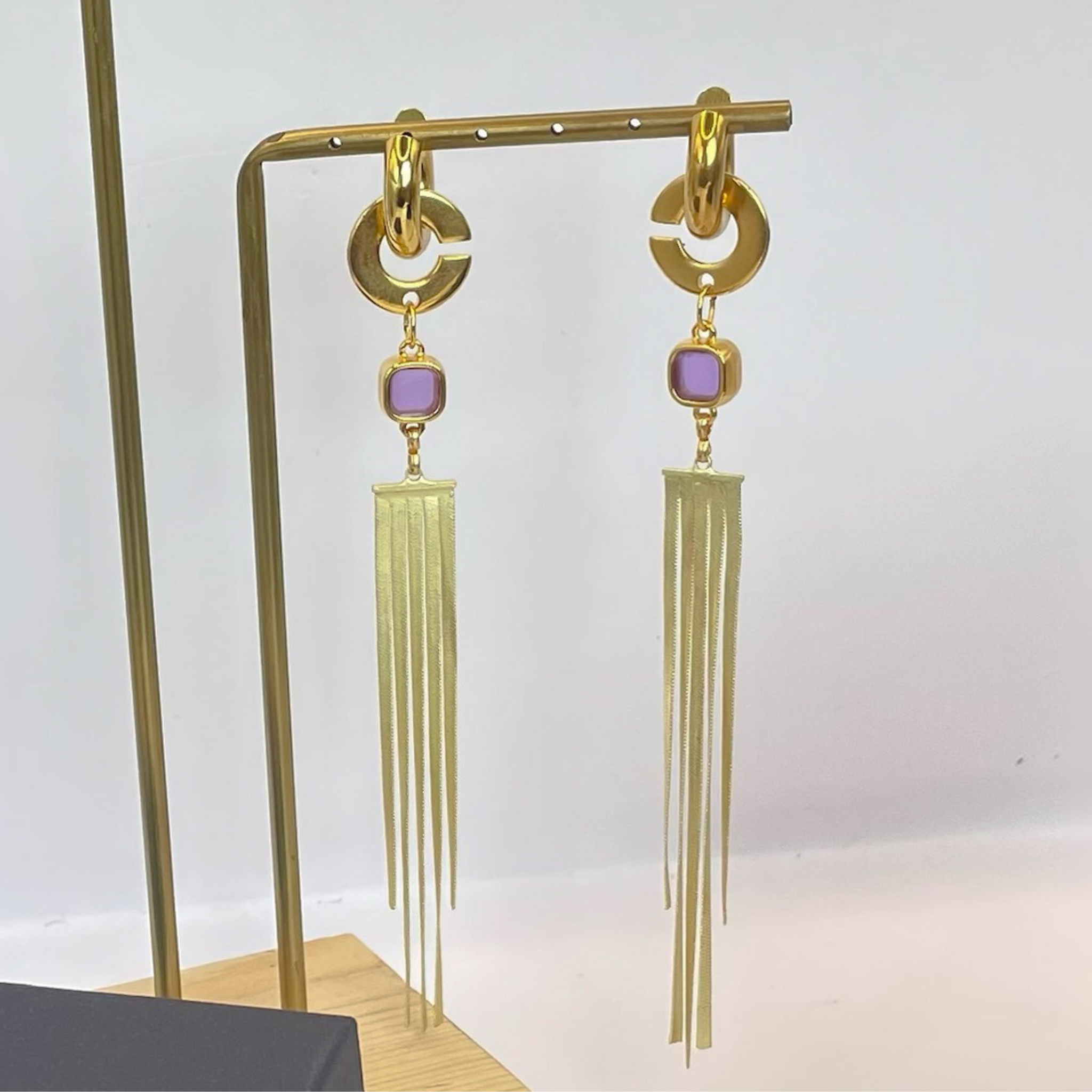 Boucles d'oreilles créoles dorées et chaînes fines avec cristal x CANOPÉE DORÉE
