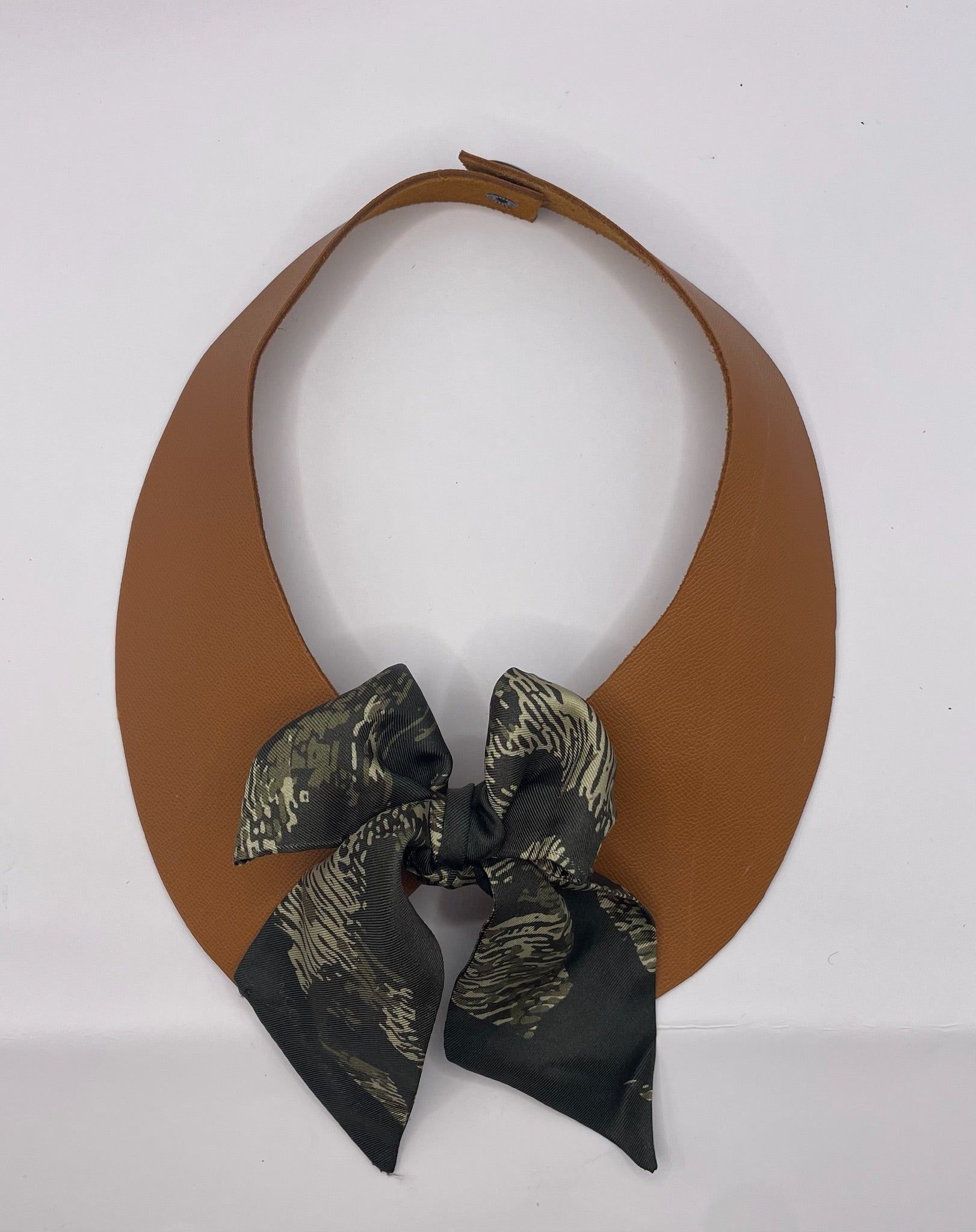 Collier col cuir & soie de Lyon x CUIR & SOIE