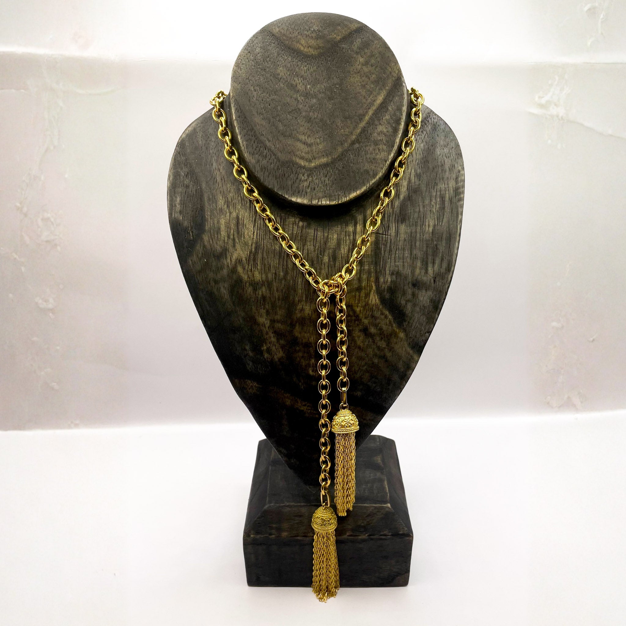 Collier cravate chaîne et Pompon x BLING